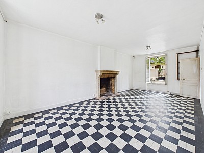 MAISON A VENDRE - ST MAUR DES FOSSES - 120 m2 - 850 000 &euro;