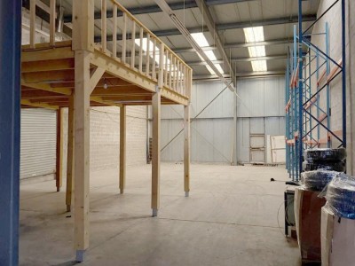 ENTREPOT A LOUER - DRANCY - 376 m2 - 3�603�&euro; HC par mois