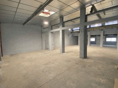 Entrepôt à louer – Usage professionnel multi-activités