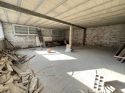 LOCAL COMMERCIAL A VENDRE - ST MAUR DES FOSSES - 510 m2 - 2�950�000�&euro; 