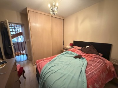 MURS COMMERCIAUX A VENDRE - ST MAUR DES FOSSES - 100 m2 - 1�250�000�&euro; 