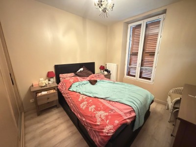 MURS COMMERCIAUX A VENDRE - ST MAUR DES FOSSES - 100 m2 - 1�250�000�&euro; 