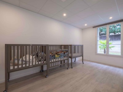 LOCAL D ACTIVITE A LOUER - ST MAUR DES FOSSES - 129.43 m2 - 2 300 &euro; HC par mois