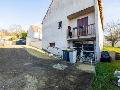 Maison de 5 pi�ces de 200 m� � Crosne A VENDRE - CROSNE - 125.23 m2 - 550�000�&euro;