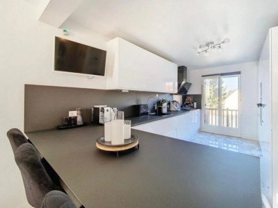 Maison de 5 pi�ces de 200 m� � Crosne A VENDRE - CROSNE - 125.23 m2 - 550�000�&euro;