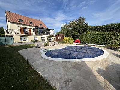 MAISON A VENDRE - LA QUEUE EN BRIE - 140 m2 - 680�000�&euro;