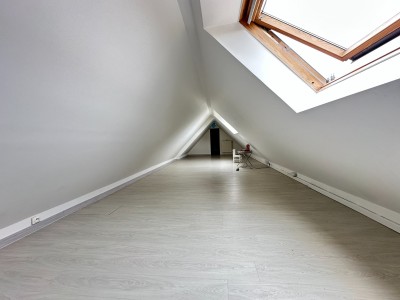 MAISON DE VILLE A VENDRE - LA QUEUE EN BRIE - 194 m2 - 589 900 &euro;