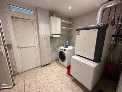 MAISON DE VILLE A VENDRE - LA QUEUE EN BRIE - 194 m2 - 589 900 &euro;