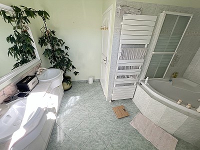 MAISON A VENDRE - ORMESSON SUR MARNE - 135 m2 - 595 000 €