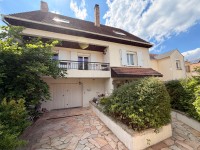 MAISON A VENDRE - PONTAULT COMBAULT - 187 m2 - 590 000 €