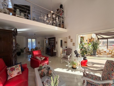 MAISON A VENDRE - PONTAULT COMBAULT - 190 m2 - 525 000 €