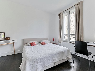 MAISON A VENDRE - ST MAUR DES FOSSES - 211.63 m2 - 1 040 000 €
