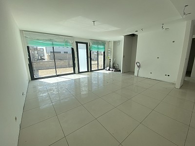 MAISON A VENDRE - ST MAUR DES FOSSES - 92.45 m2 - 570�000�&euro;