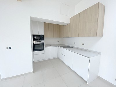 MAISON A VENDRE - ST MAUR DES FOSSES - 104.4 m2 - 685�000�&euro;