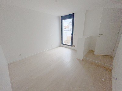 MAISON A VENDRE - ST MAUR DES FOSSES - 104.4 m2 - 685�000�&euro;