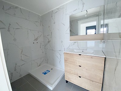 MAISON A VENDRE - ST MAUR DES FOSSES - 99.3 m2 - 610 000 €