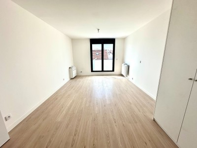 MAISON A VENDRE - ST MAUR DES FOSSES - 139.23 m2 - 790 000 €