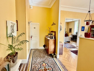 MAISON A VENDRE - ST MAUR DES FOSSES - 280.26 m2 - 1 349 000 €