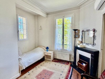 MAISON A VENDRE - ST MAUR DES FOSSES - 280.26 m2 - 1 349 000 €