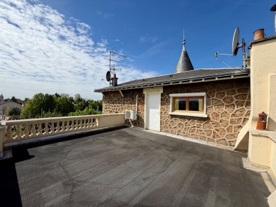 MAISON A VENDRE - ST MAUR DES FOSSES - 280.26 m2 - 1 349 000 €