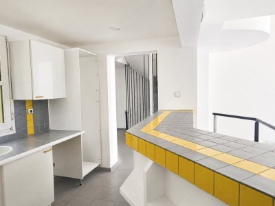 MAISON A VENDRE - ST MAUR DES FOSSES - 119 m2 - 690 000 €