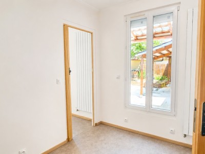 plain-pied A VENDRE - ST MAUR DES FOSSES - 78.09 m2 - 445 000 &euro;