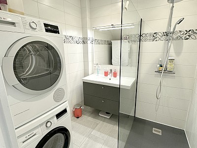 MAISON A VENDRE - ST MAUR DES FOSSES - 110 m2 - 799�000�&euro;