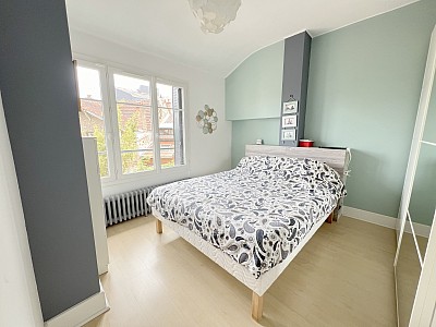 MAISON A VENDRE - ST MAUR DES FOSSES - 110 m2 - 799�000�&euro;