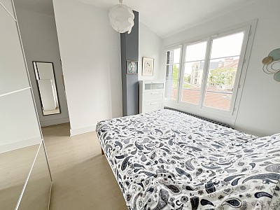 MAISON A VENDRE - ST MAUR DES FOSSES - 110 m2 - 799�000�&euro;