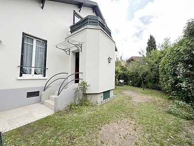 MAISON A VENDRE - ST MAUR DES FOSSES - 110 m2 - 799�000�&euro;