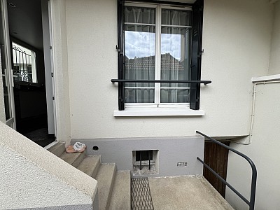 MAISON A VENDRE - ST MAUR DES FOSSES - 110 m2 - 799�000�&euro;