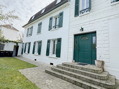 MAISON A VENDRE - SUCY EN BRIE - 209 m2 - 619�000�&euro;