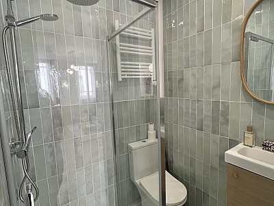 STUDIO A VENDRE - VINCENNES - 28 m2 - 259�000�&euro;