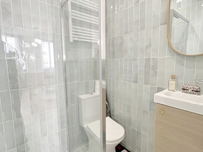 STUDIO A VENDRE - VINCENNES - 28 m2 - 259�000�&euro;