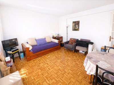 Studio avec cuisine séparée A VENDRE - JOINVILLE LE PONT - 33.47 m2 - 150 000 €