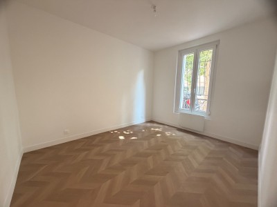 APPARTEMENT T2 A VENDRE - JOINVILLE LE PONT - 40.81 m2 - 225 000 €