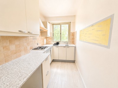 CENTRE A VENDRE - LA VARENNE ST HILAIRE centre - 42.6 m2 - 247 000 &euro;