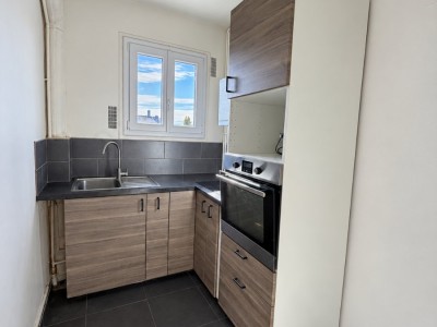 APPARTEMENT T2 A VENDRE - LA VARENNE ST HILAIRE - 43.5 m2 - 249 000 &euro;