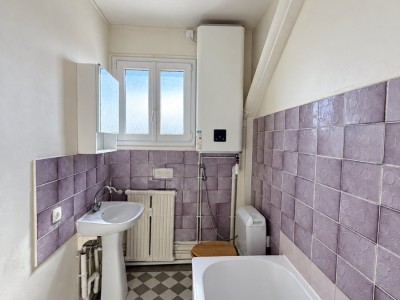 APPARTEMENT T2 A VENDRE - LA VARENNE ST HILAIRE - 43.5 m2 - 249 000 &euro;