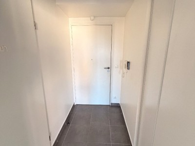 APPARTEMENT T2 A VENDRE - PONTAULT COMBAULT - 41.88 m2 - 185�000�&euro;