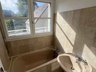 APPARTEMENT T2 A VENDRE - ROISSY EN BRIE - 44.11 m2 - 199�900�&euro;