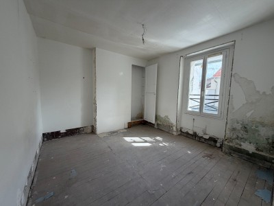 APPARTEMENT T2 A VENDRE - ST MAUR DES FOSSES - 35.2 m2 - 184 800 €