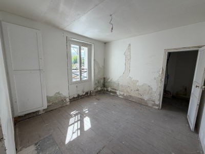APPARTEMENT T2 A VENDRE - ST MAUR DES FOSSES - 35.2 m2 - 184 800 €