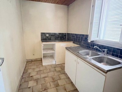 APPARTEMENT T2 - ST MAUR DES FOSSES - 35.22 m2 - VENDU