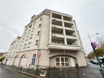 Lumineux 3 pi�ces avec balcon et parking A VENDRE - ALFORTVILLE Quartier des Fleurs - 63.3 m2 - 342�000�&euro;