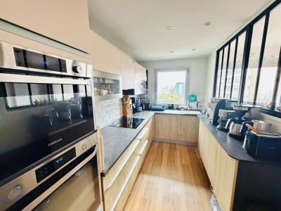 APPARTEMENT T3 A VENDRE - CHARENTON LE PONT - 76.05 m2 - 699�000�&euro;