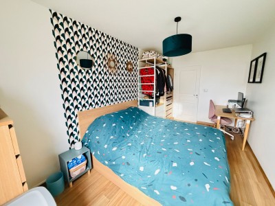 APPARTEMENT T3 A VENDRE - CHARENTON LE PONT - 76.05 m2 - 699�000�&euro;