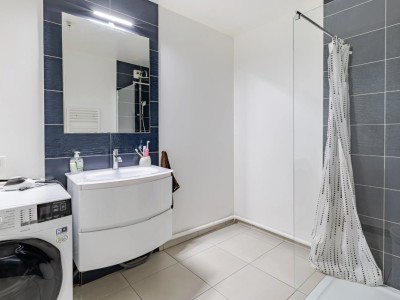 Appartement 3 pi�ces de 64 m� au derni�re �tage avec terrasse