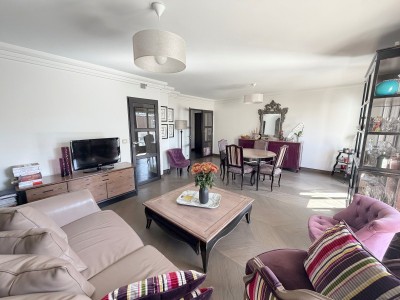 APPARTEMENT T3 A VENDRE - ST MAUR DES FOSSES Adamville - 81.03 m2 - 499�000�&euro;