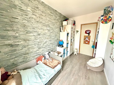 APPARTEMENT T3 A VENDRE - ST MAUR DES FOSSES - 59.5 m2 - 345 000 €